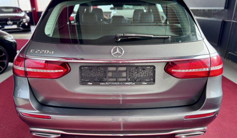Mercedes-Benz E 220d Avantgarde Comand Kamera LED 18Zoll MwST voll