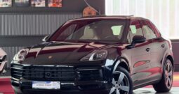 Porsche Cayenne S Pano ACC Luft Sport Chrono 18 Wege AHK