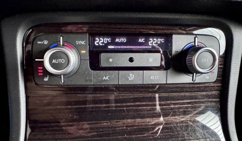 Volkswagen Touareg V6 TDI Terrain Tech AHK Leder Navi Bi Xenon voll