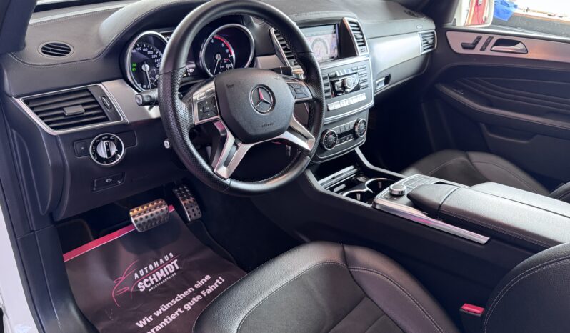 Mercedes-Benz ML 350 CDI AMG Paket Pano Airmatic ILS Comand 20 Zoll voll