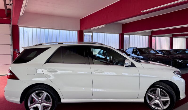 Mercedes-Benz ML 350 CDI AMG Paket Pano Airmatic ILS Comand 20 Zoll voll