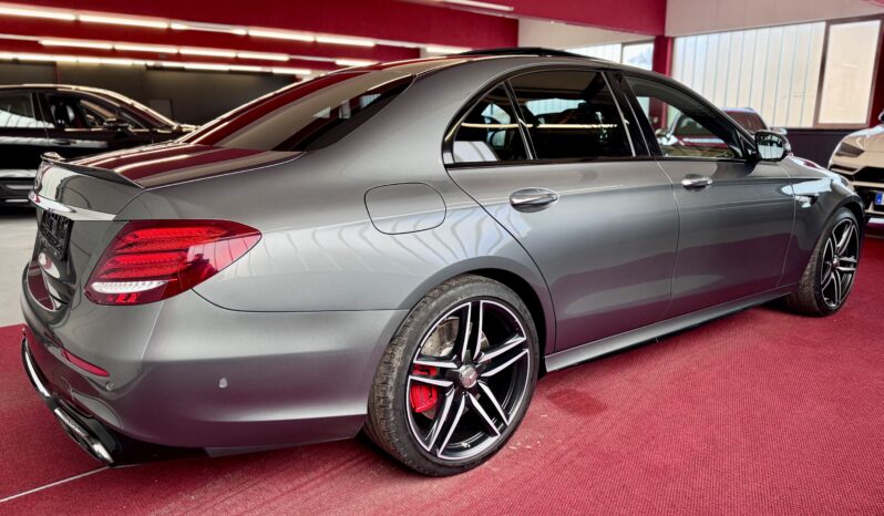 Mercedes-Benz E 63 AMG S 1 Hand Burmester Pano Sportabgas Distronic voll