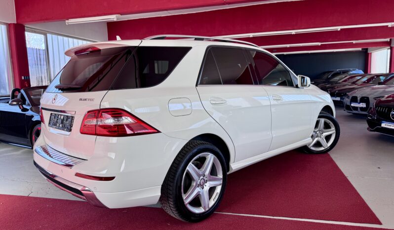 Mercedes-Benz ML 350 CDI AMG Paket Pano Airmatic ILS Comand 20 Zoll voll