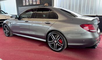 Mercedes-Benz E 63 AMG S 1 Hand Burmester Pano Sportabgas Distronic voll