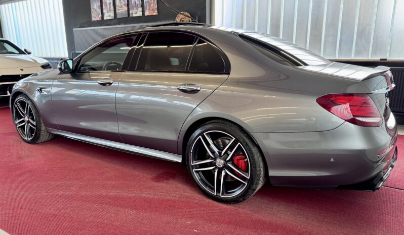 Mercedes-Benz E 63 AMG S 1 Hand Burmester Pano Sportabgas Distronic voll