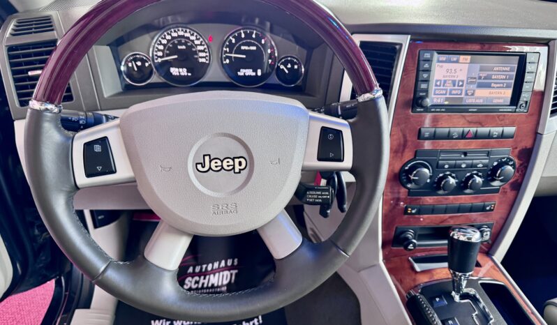 Jeep Grand Cherokee 3.0 CRD Overland Facelift AHK Xenon voll