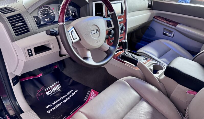 Jeep Grand Cherokee 3.0 CRD Overland Facelift AHK Xenon voll