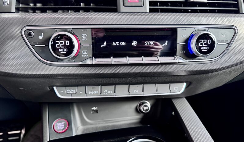 Audi RS4 Avant Sportabgas Pano Matrix Keramic B&O ACC voll