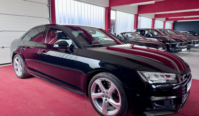Audi S4 Lim. 3.0 TFSI EU ACC 360°B&O Virtual Matrix 19 Zoll voll