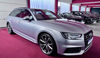 Audi S4 Avant 3.0 TFSI HeadUp Virtual B&O KeylesGo 19 Zoll voll
