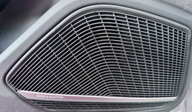 Audi S4 Avant 3.0 TFSI HeadUp Virtual B&O KeylesGo 19 Zoll voll