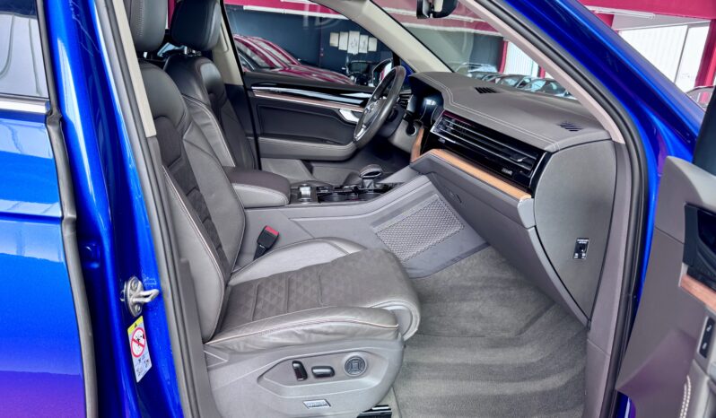 Volkswagen Touareg Atmosphere Pano ACC Virtual KeylesGo LED voll