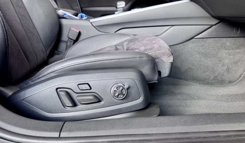 Audi S4 Avant 3.0 TFSI HeadUp Virtual B&O KeylesGo 19 Zoll voll