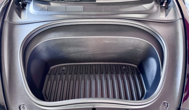 Tesla Model 3 Facelift Performance Dual AWD Steuer voll