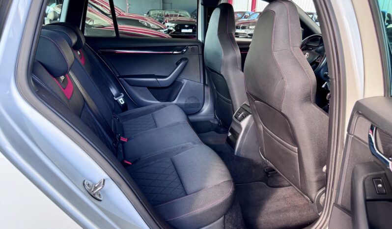 Skoda Octavia Combi RS Pano ACC Kamera AHK voll