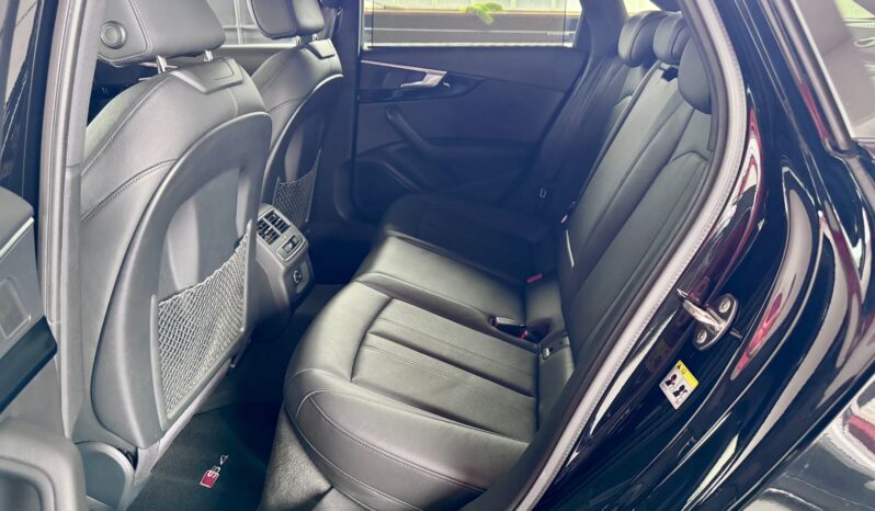 Audi S4 Lim. 3.0 TFSI EU ACC 360°B&O Virtual Matrix 19 Zoll voll