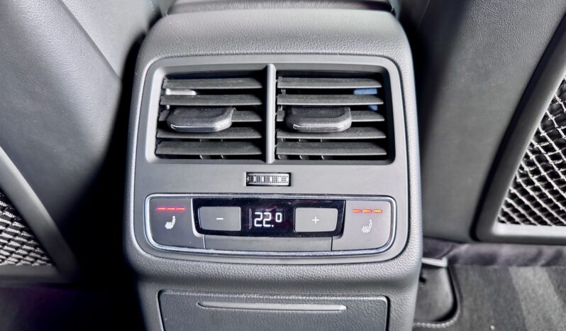 Audi S4 Avant 3.0 TFSI HeadUp Virtual B&O KeylesGo 19 Zoll voll