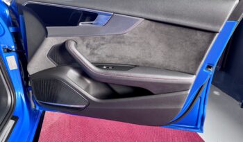 Audi RS4 Avant Sportabgas Pano Matrix Keramic B&O ACC voll