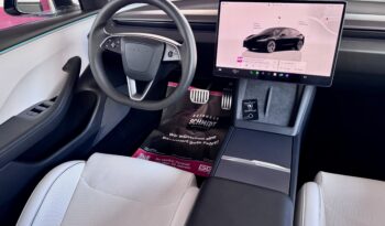 Tesla Model 3 Facelift Performance Dual AWD Steuer voll
