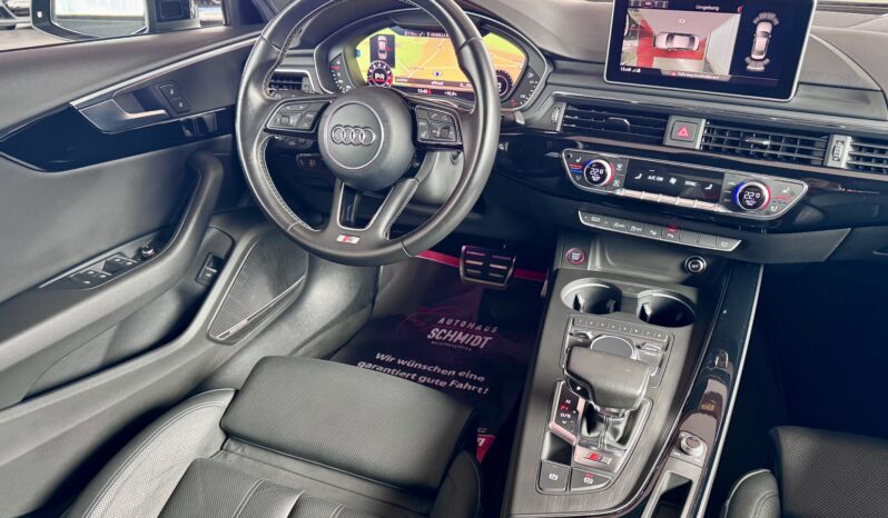 Audi S4 Lim. 3.0 TFSI EU ACC 360°B&O Virtual Matrix 19 Zoll voll