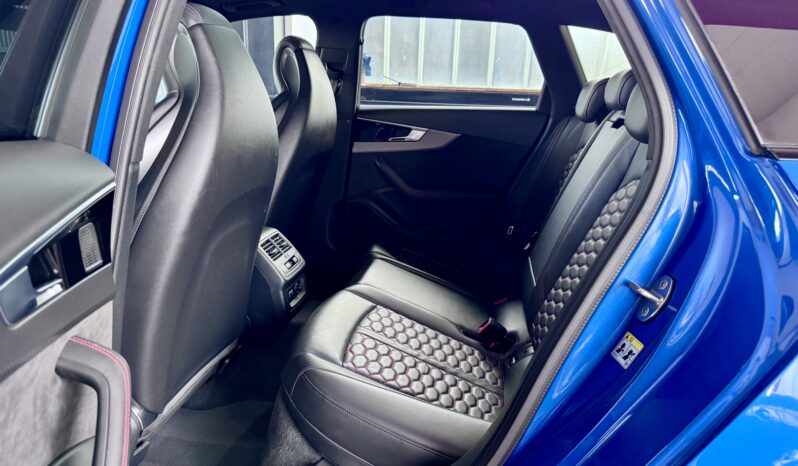 Audi RS4 Avant Sportabgas Pano Matrix Keramic B&O ACC voll