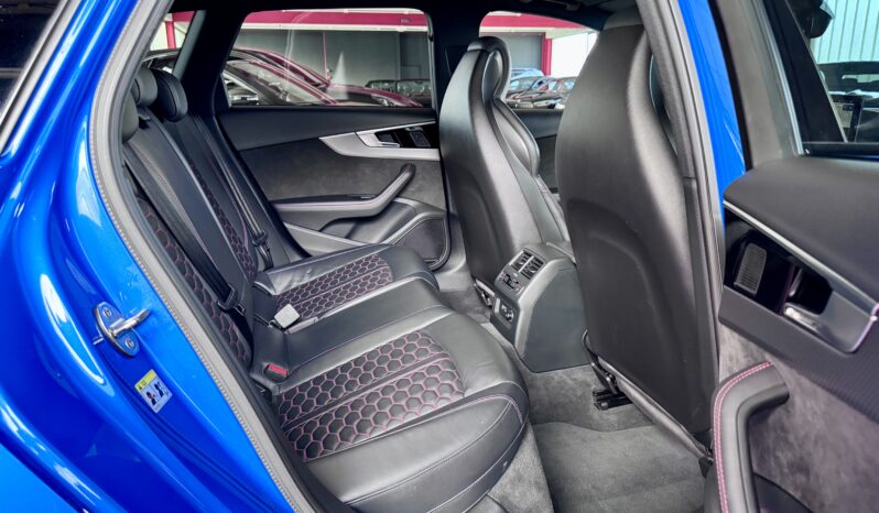 Audi RS4 Avant Sportabgas Pano Matrix Keramic B&O ACC voll