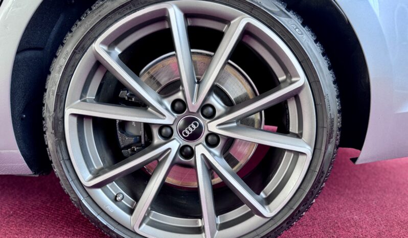 Audi S4 Avant 3.0 TFSI HeadUp Virtual B&O KeylesGo 19 Zoll voll