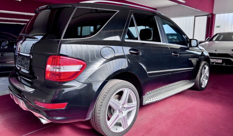 Mercedes-Benz ML 420 V8 CDI AMG Paket Offroad Paket AHK Kamera voll