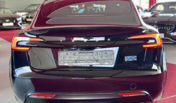 Tesla Model 3 Facelift Performance Dual AWD Steuer voll