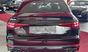 Audi S4 Lim. 3.0 TFSI EU ACC 360°B&O Virtual Matrix 19 Zoll voll