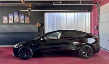 Tesla Model 3 Facelift Performance Dual AWD Steuer voll