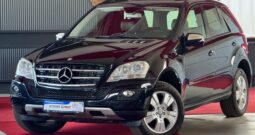 Mercedes-Benz ML 350CDI 4Matic AHK Glasdach Comand Xenon Leder