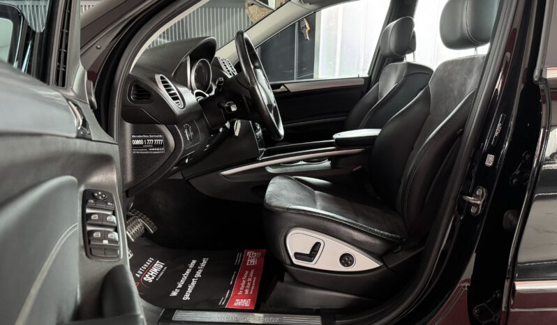 Mercedes-Benz ML 350 CDI 4Matic SportPaket BiXenon AHK 3,5T voll