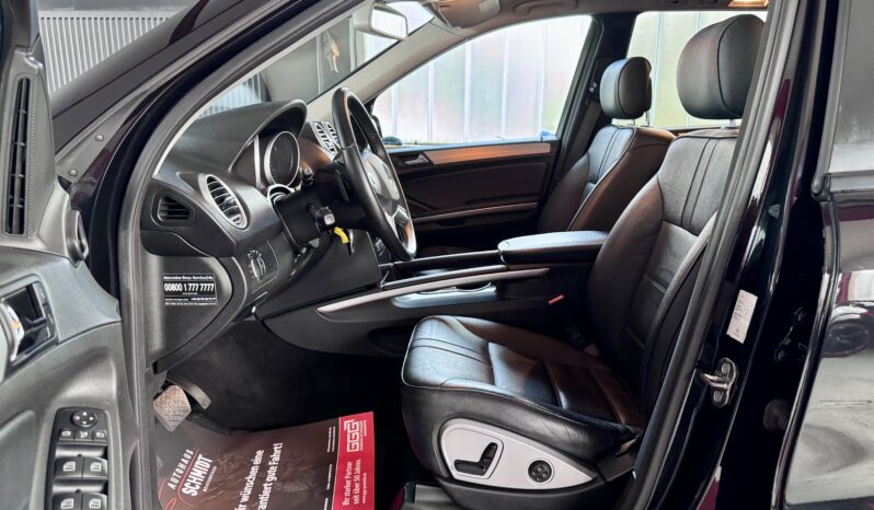 Mercedes-Benz ML 350CDI 4Matic AHK Glasdach Comand Xenon Leder voll