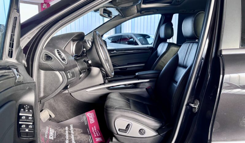 Mercedes-Benz ML 350 CDI 4 Matic Sportpaket Glasdach Airmatic 19 Zoll voll
