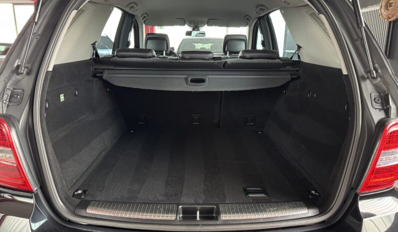 Mercedes-Benz ML 350 CDI 4Matic SportPaket BiXenon AHK 3,5T voll