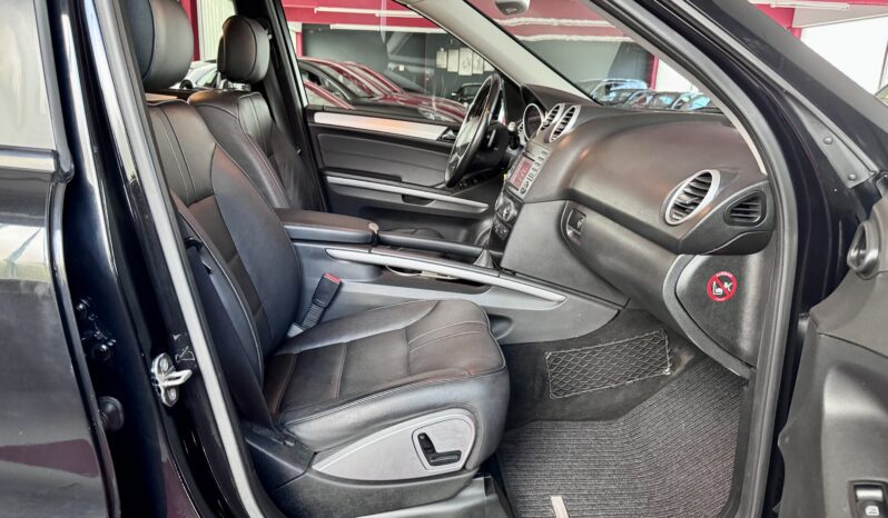 Mercedes-Benz ML 350CDI 4Matic AHK Glasdach Comand Xenon Leder voll