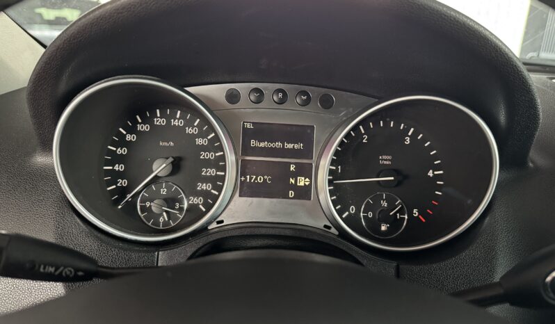 Mercedes-Benz ML 350 CDI 4Matic SportPaket BiXenon AHK 3,5T voll