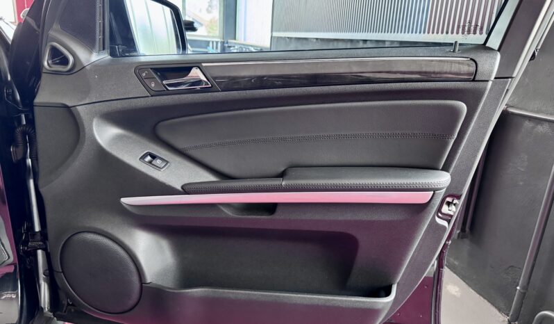 Mercedes-Benz ML 350 CDI 4 Matic Sportpaket Glasdach Airmatic 19 Zoll voll