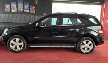 Mercedes-Benz ML 350 CDI 4Matic SportPaket BiXenon AHK 3,5T voll