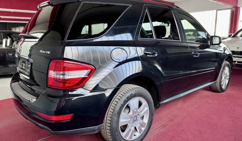 Mercedes-Benz ML 350CDI 4Matic AHK Glasdach Comand Xenon Leder voll