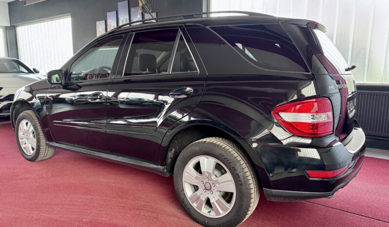 Mercedes-Benz ML 350CDI 4Matic AHK Glasdach Comand Xenon Leder voll