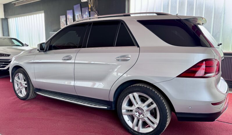 Mercedes-Benz GLE 500 Distronic Offroad Pano B&O 360°Massage 20 Zoll voll