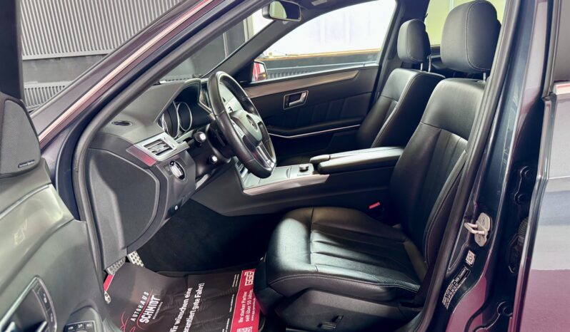 Mercedes-Benz E 500 Limousine AMG Line 4Matic Distronic 360° Airmatic voll