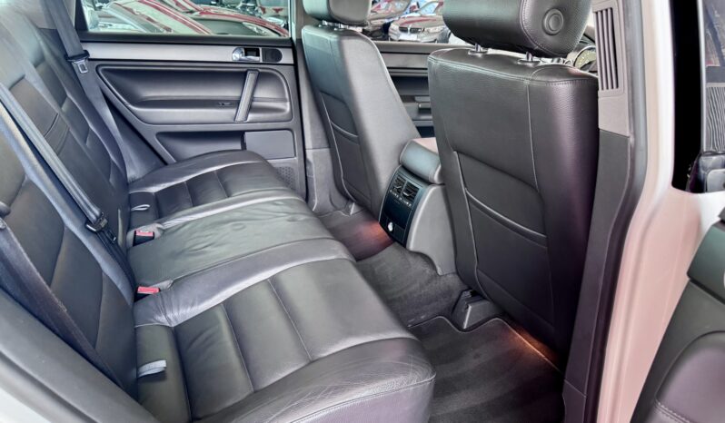 Volkswagen Touareg V6 TDI 4 Motion Leder Navi BiXenon 19 Zoll voll