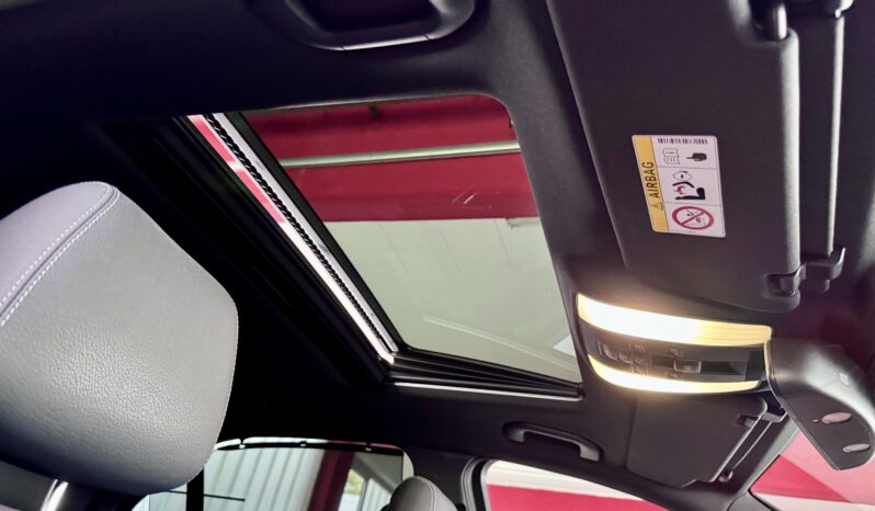 Mercedes-Benz E 500 Limousine AMG Line 4Matic Distronic 360° Airmatic voll