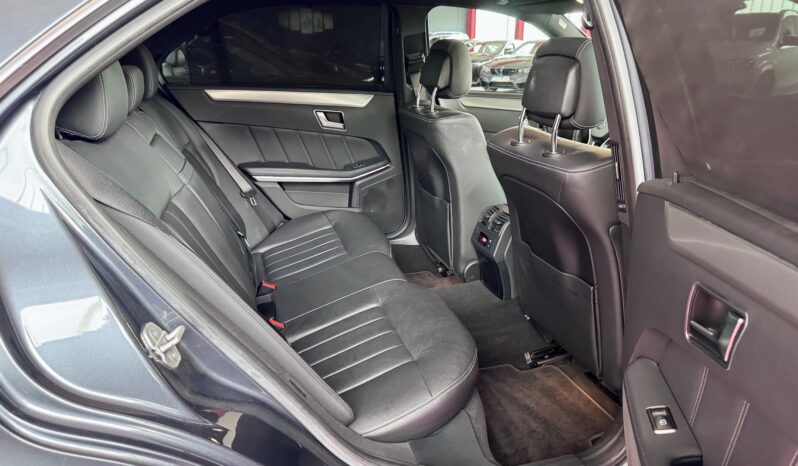 Mercedes-Benz E 500 Limousine AMG Line 4Matic Distronic 360° Airmatic voll