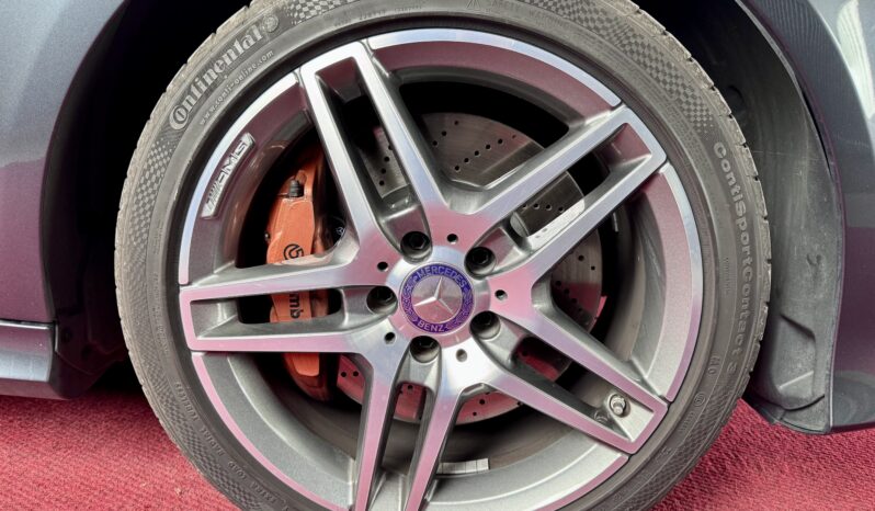 Mercedes-Benz E 500 Limousine AMG Line 4Matic Distronic 360° Airmatic voll