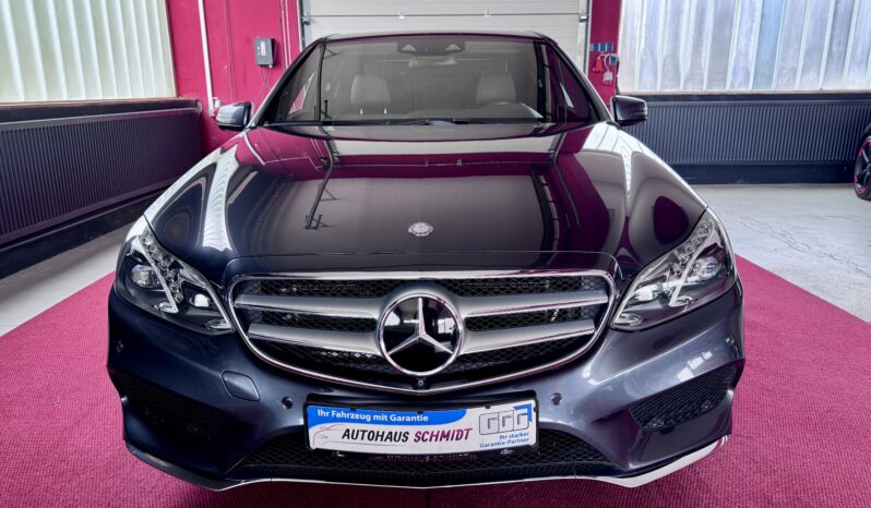 Mercedes-Benz E 500 Limousine AMG Line 4Matic Distronic 360° Airmatic voll