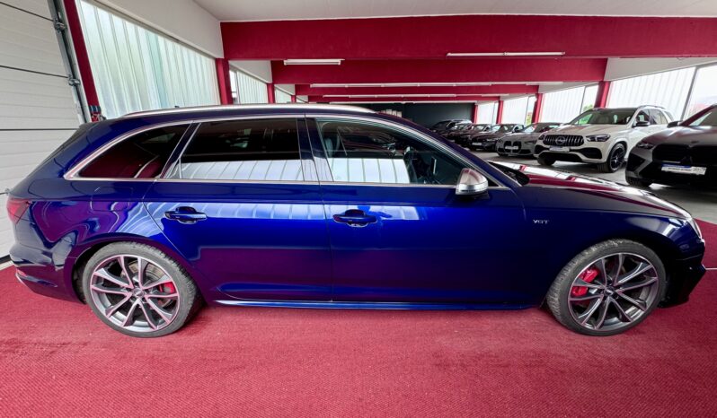 Audi S4 Avant 3.0TFSI Pano Matrix Virtual ACC 360° AHK voll